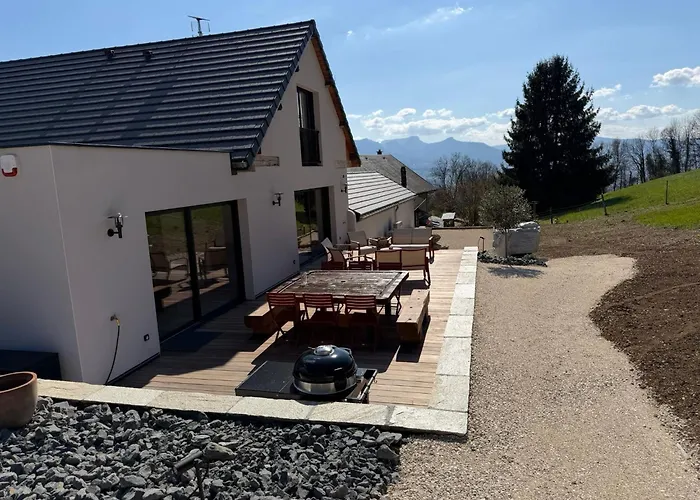 L'orée Du Peney Villa *